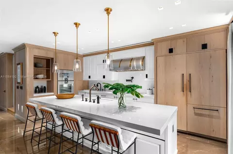 1413 Sunset Harbour Dr #117, Miami Beach, FL 33139