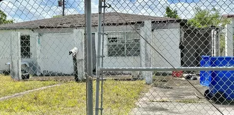 Undisclosed, Fort Lauderdale, FL 33311