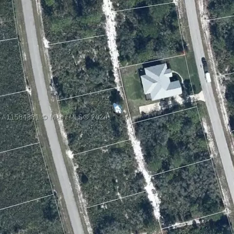 6767 San Benito Dr, Sebring, FL 33872