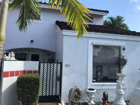 2012 San Remo Cir, Homestead, FL 33035