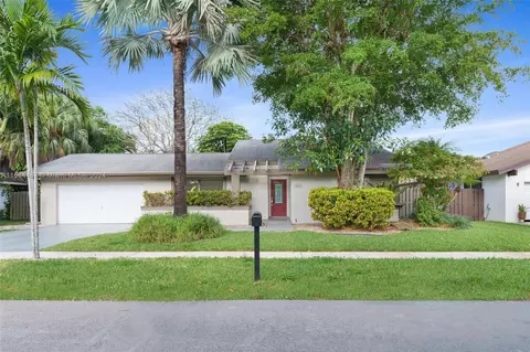 10414 SW 115th Ct, Miami, FL 33176