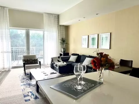 5300 NW 87th Ave #316, Doral, FL 33178