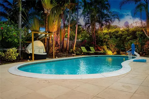 4750 NE 18th Ter, Fort Lauderdale, FL 33308