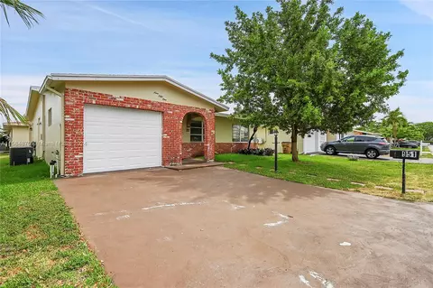 951 NW 48th Pl, Pompano Beach, FL 33064