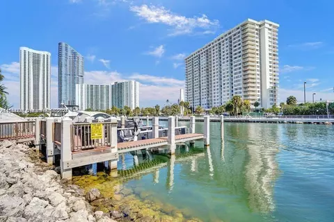 400 Kings Point Dr #1219, Sunny Isles Beach, FL 33160