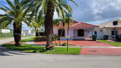 9762 NW 129th Ter, Hialeah Gardens, FL 33018