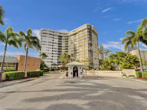 100 Golden Isles Dr #804, Hallandale Beach, FL 33009