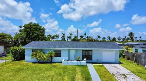 14414 SW 105th Ct, Miami, FL 33176