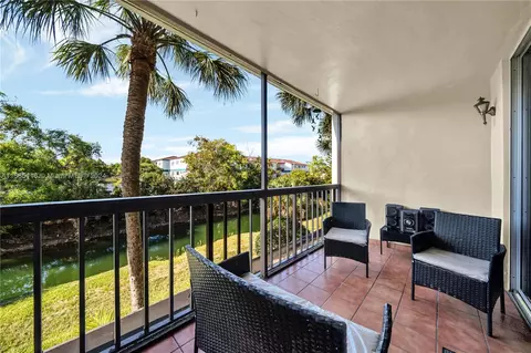 10815 SW 112th Ave #207, Miami, FL 33176