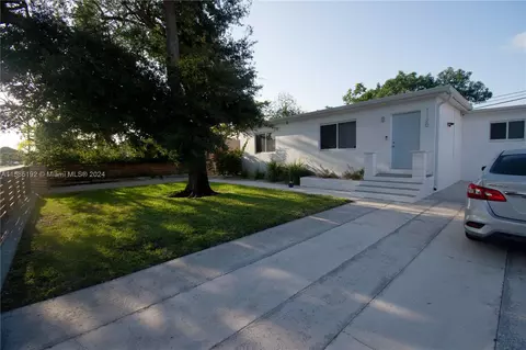 1120 NW 145th Ter, Miami, FL 33168