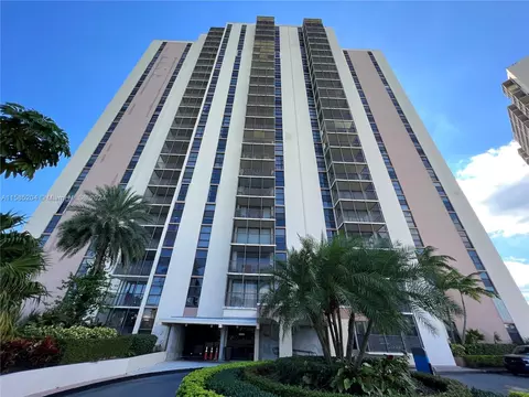 20379 W Country Club Dr #2531, Aventura, FL 33180