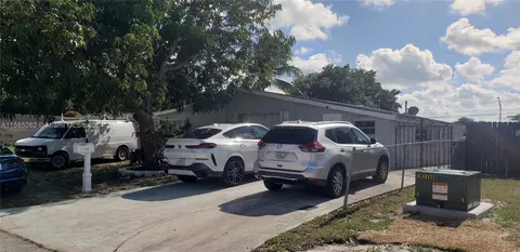 2140 N 62nd Ave, Hollywood, FL 33024