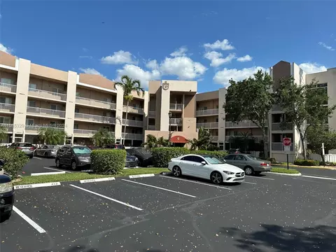 7798 Trent Dr #404, Tamarac, FL 33321