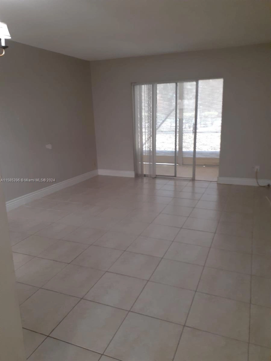 4364 NW 9th Ave Unit 16-C