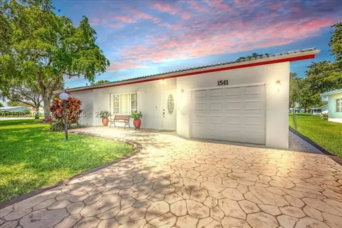 1541 NW 85th Ave, Plantation, FL 33322
