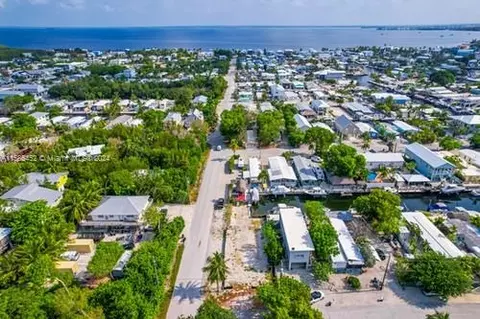 219 Pimlico Ln, Key Largo, FL 33037