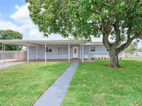 17321 NW 45th Ct, Miami Gardens, FL 33055