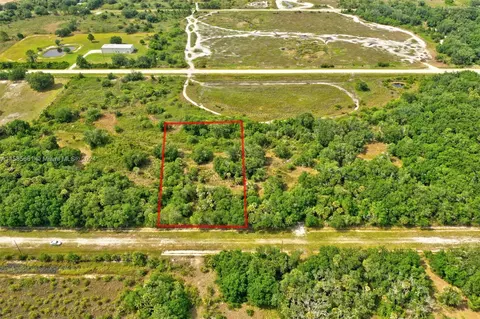 16431 NW 302nd St, Okeechobee, FL 34972 photo 2