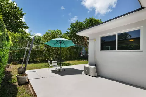 8866 Byron Ave, Surfside, FL 33154 photo 25