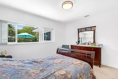 8866 Byron Ave, Surfside, FL 33154 photo 19