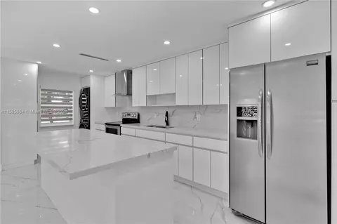 9058 SW 148th Ct, Miami, FL 33196