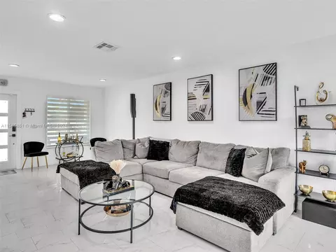 8361 NW 46th Ct, Lauderhill, FL 33351