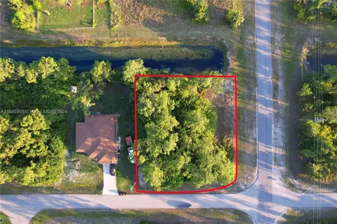 1010 Alcalde St E, Lehigh Acres, FL 33974