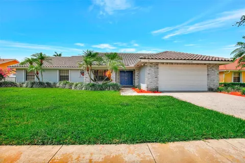 10336 SW 17th Dr, Davie, FL 33324