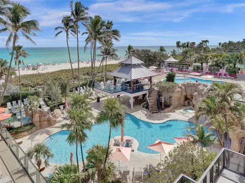 5225 Collins Ave #620, Miami Beach, FL 33140
