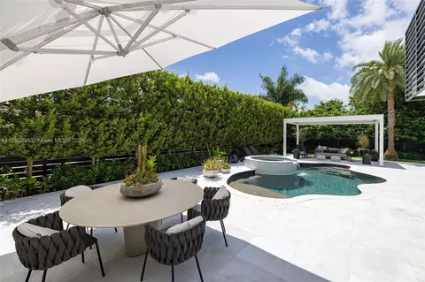 314 Seven Isles Dr, Fort Lauderdale, FL 33301