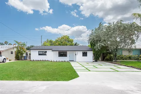 340 NE 42nd St, Oakland Park, FL 33334