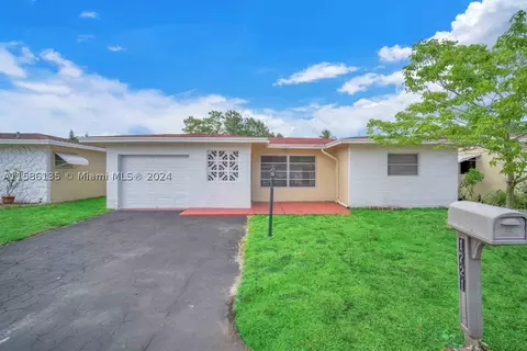 1721 NW 48th Pl, Pompano Beach, FL 33064