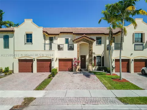 23637 SW 114th Pl, Homestead, FL 33032