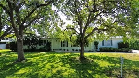 17721 SW 92nd Ct, Palmetto Bay, FL 33157