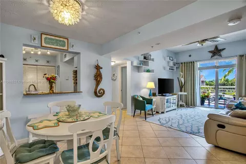 2731 Ocean Club Blvd #304, Hollywood, FL 33019