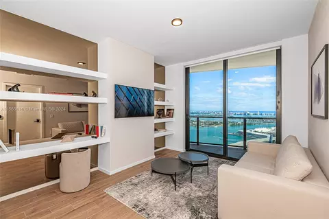 398 NE 5th St #3711, Miami, FL 33132