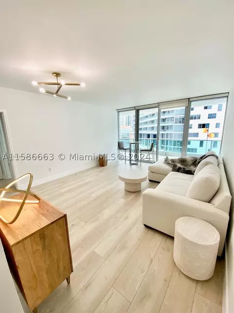 1331 Brickell Bay Dr #1604, Miami, FL 33131
