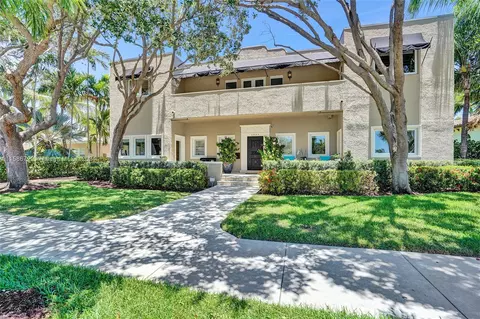 1227 Jackson St, Hollywood, FL 33019
