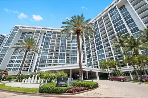 10275 Collins Ave #819, Bal Harbour, FL 33154