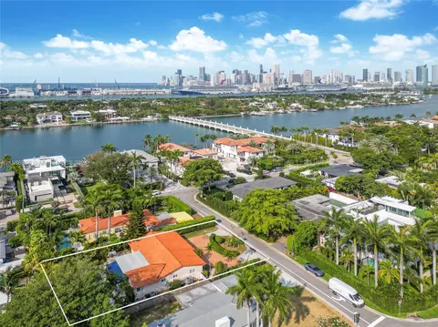 111 E 1st Ct, Miami Beach, FL 33139