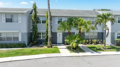 8060 SW 17th Pl #3-6, Davie, FL 33324