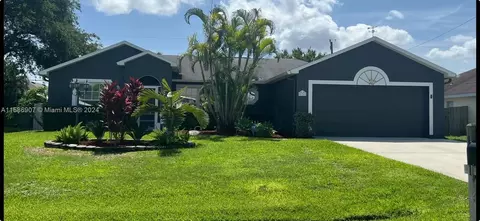 131 NW Friar St, Port Saint Lucie, FL 34983