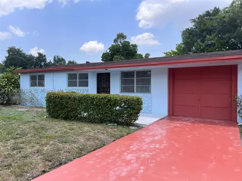 1015 Dunad Ave, Opa Locka, FL 33054