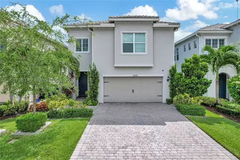 1595 Trailhead Ter, Hollywood, FL 33021