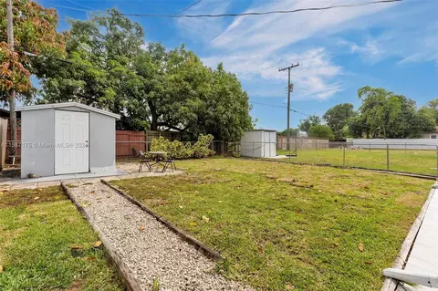 Exterior - 331 E 56th St, Hialeah, FL 33013 photo 6 of 8