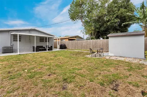 Exterior - 331 E 56th St, Hialeah, FL 33013 photo 5 of 8