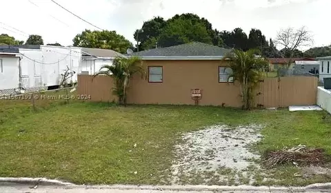 712 20th N St, Fort Pierce, FL 34950