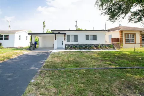 6215 Dewey St, Hollywood, FL 33023