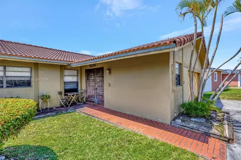 13216 SW 45th Ln, Miami, FL 33175