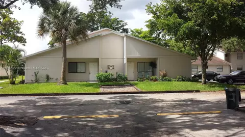5310 Elmhurst Rd #B, West Palm Beach, FL 33417